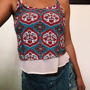 Crop top